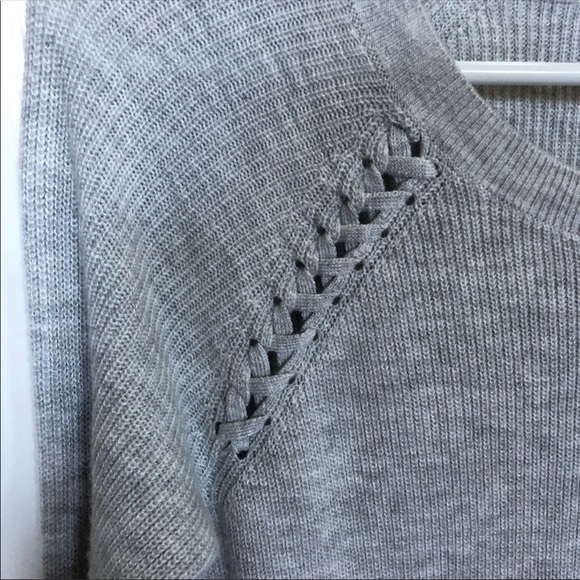 American Eagle Lace Sweater Small - Picture 3 of 4